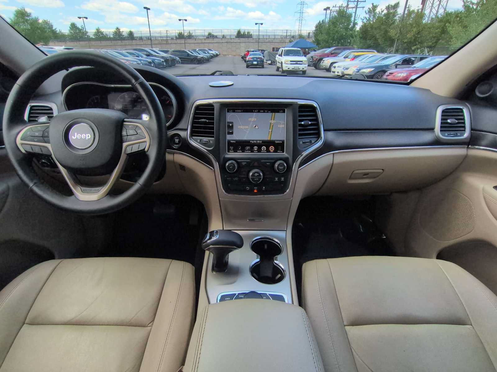 Used 2014 Jeep Grand Cherokee Limited AWD/4WD image 16