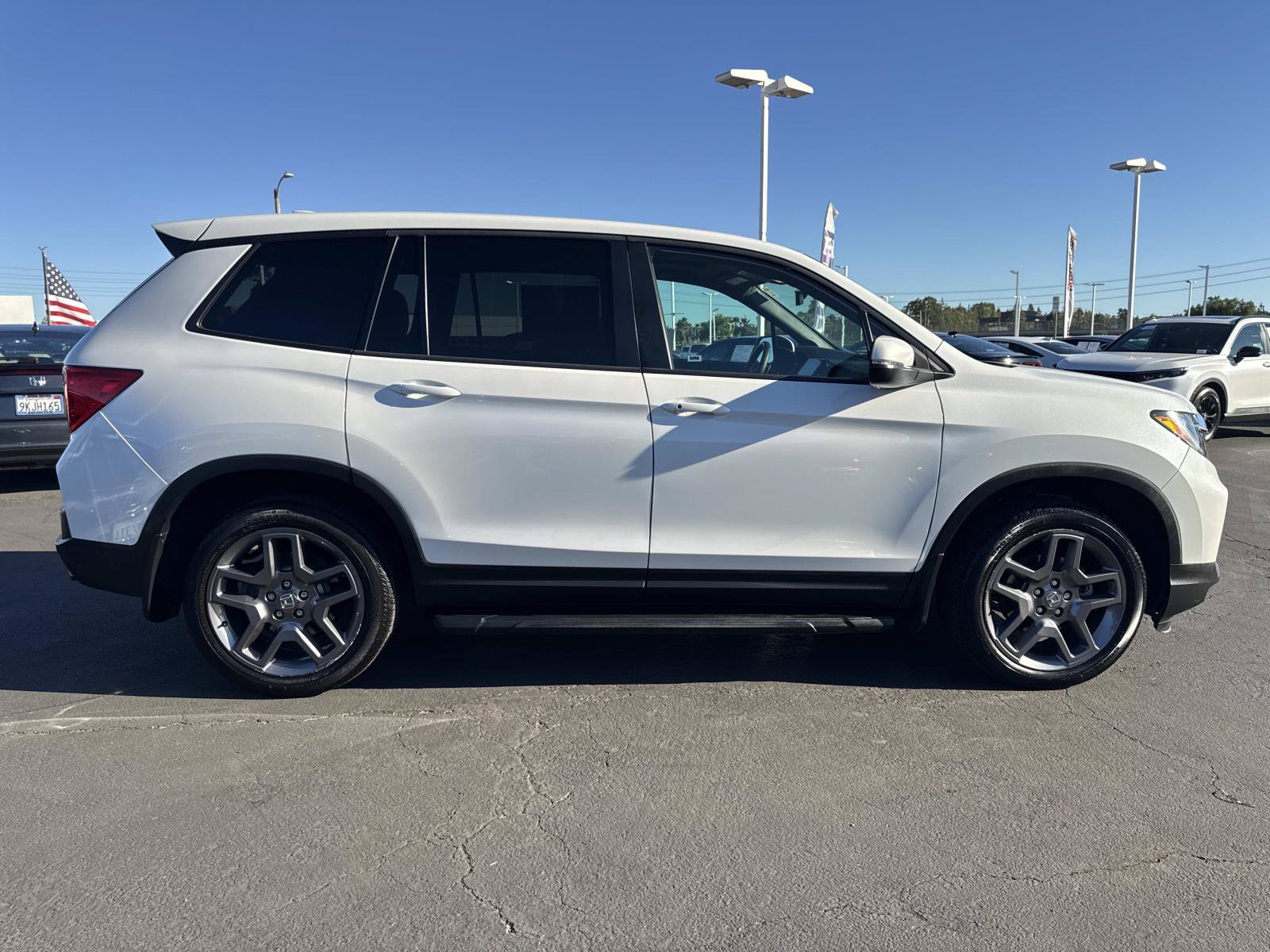 Used 2023 Honda Passport EX-L image 6