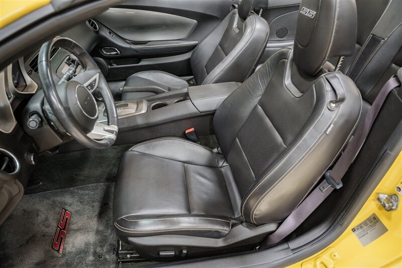 Used 2011 Chevrolet Camaro SS w/ RS Package RWD image 11