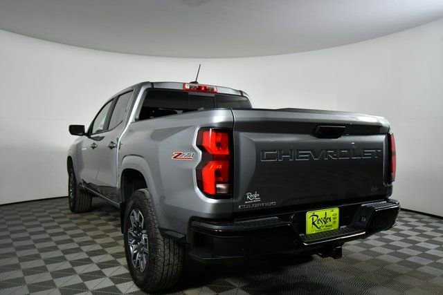 Used 2024 Chevrolet Colorado Z71 w/ Z71 Convenience Package 2 image 13