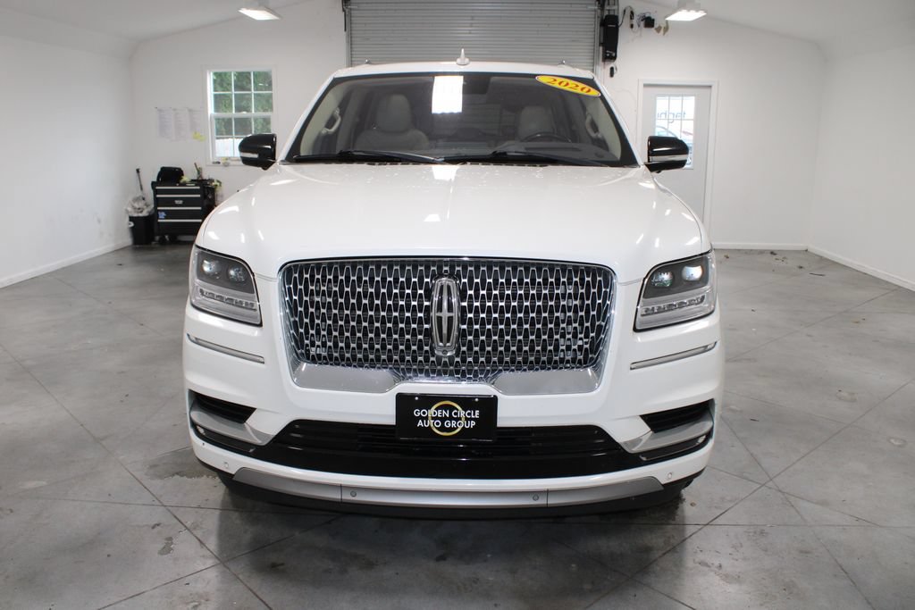 Used 2020 Lincoln Navigator L Reserve w/ Luxury Package AWD/4WD image 3