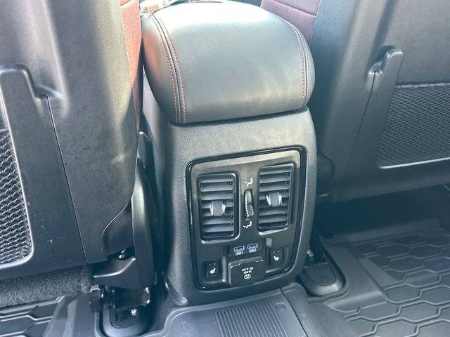 Used 2024 Dodge Durango GT AWD/4WD image 16