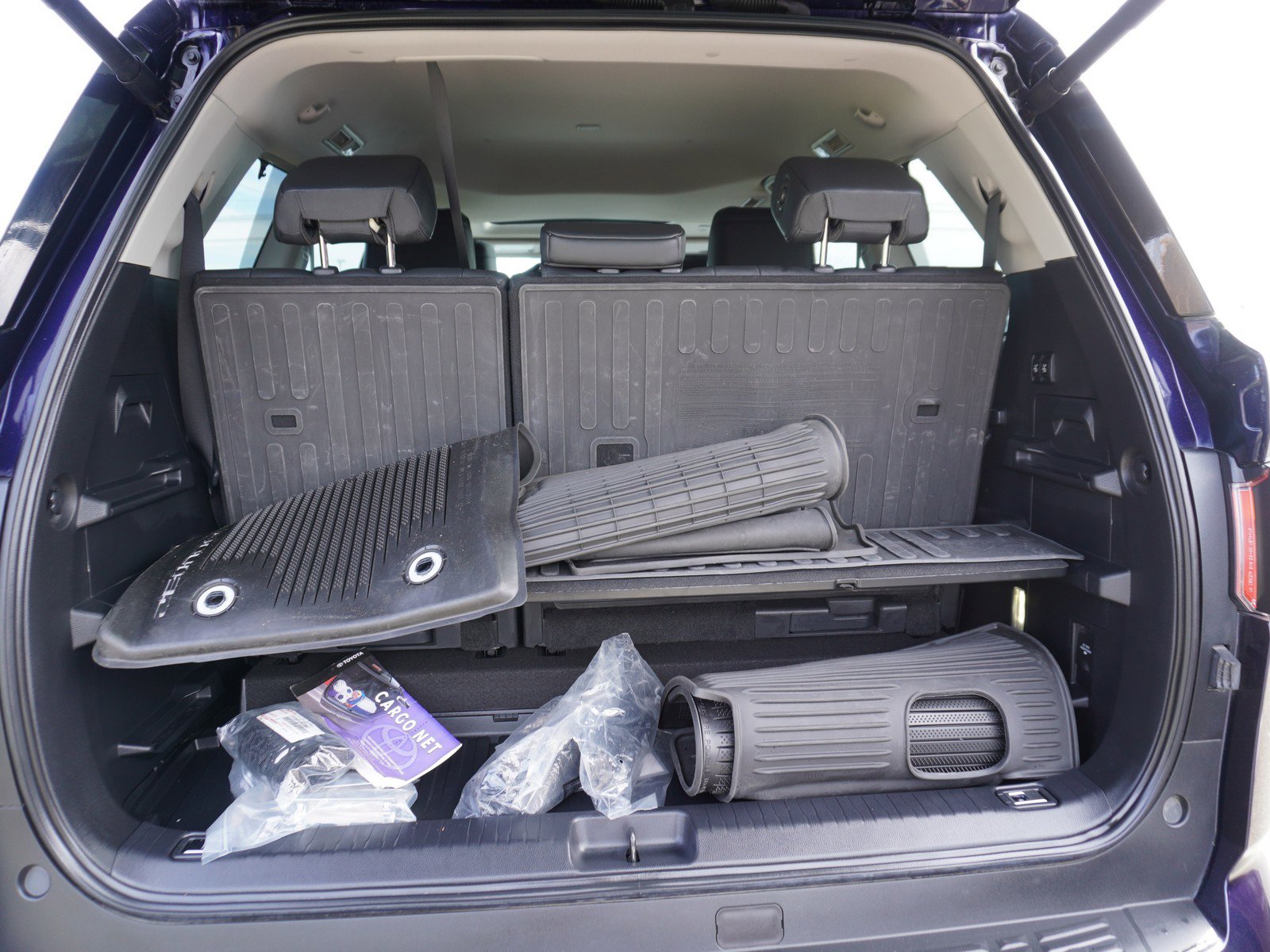 Used 2024 Toyota Sequoia Limited image 13