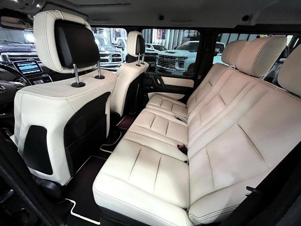 Used 2015 Mercedes-Benz G 550 image 13