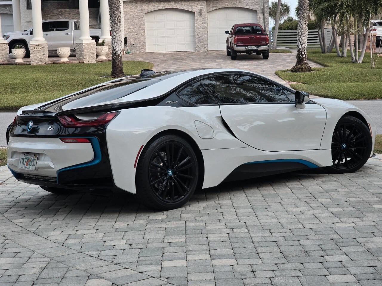Used 2019 BMW i8 Coupe image 6