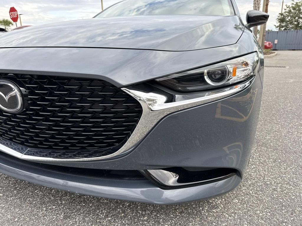 Used 2022 MAZDA MAZDA3 s FWD image 10