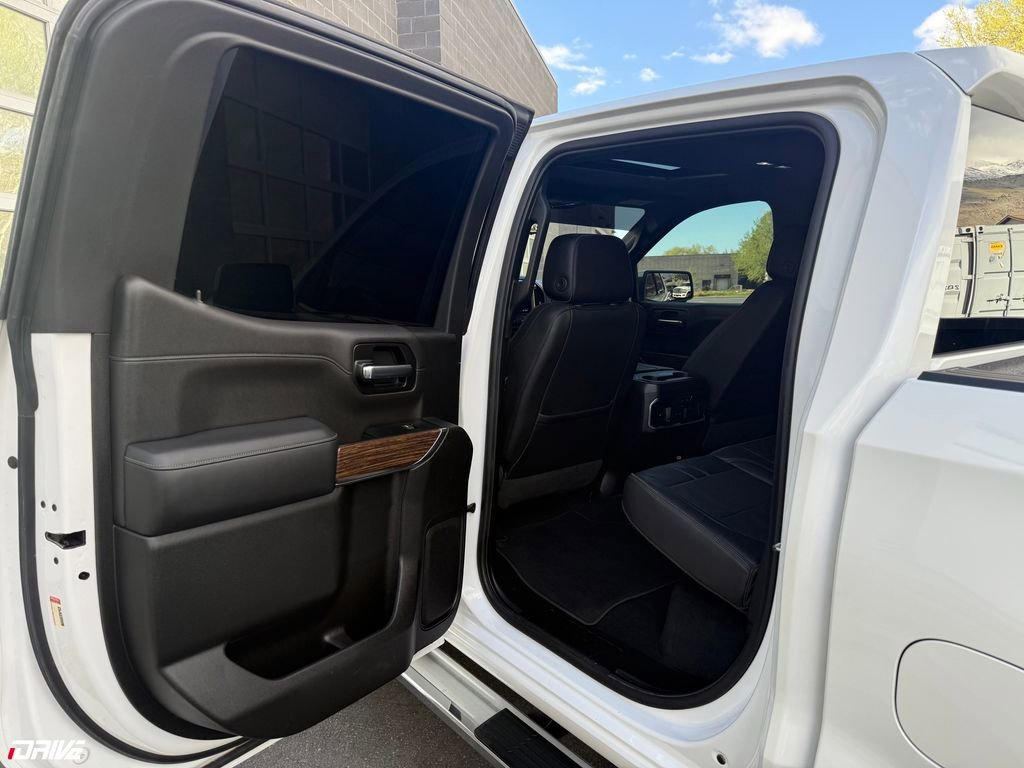 Used 2019 Chevrolet Silverado 1500 High Country w/ Technology Package image 30