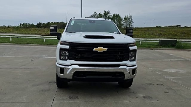 New 2026 Chevrolet Silverado 2500 W/T AWD/4WD image 3