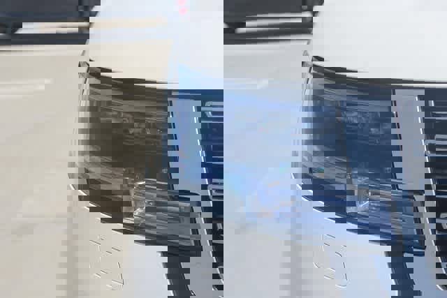 New 2025 Land Rover Range Rover SE image 8