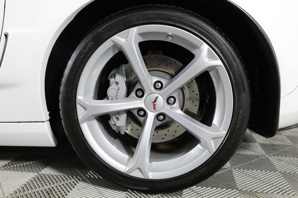 Used 2011 Chevrolet Corvette Grand Sport w/ Preferred Equipment Group RWD image 46