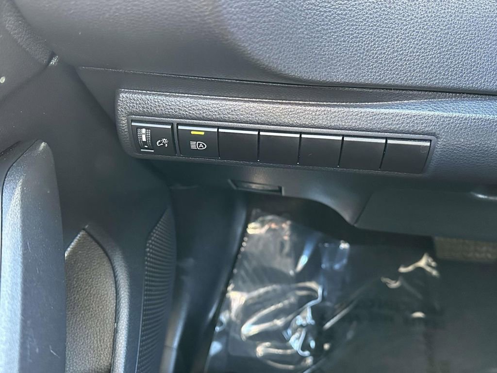 Used 2024 Toyota Corolla LE image 22