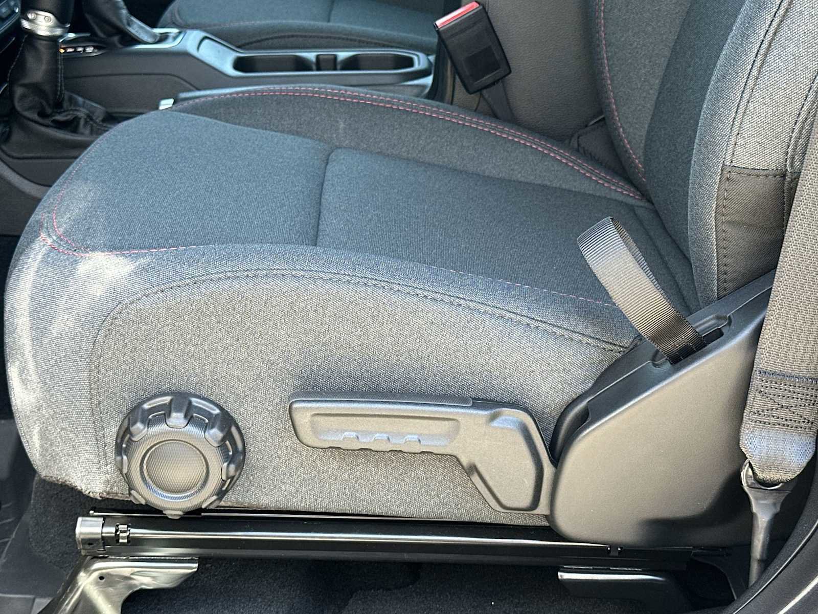 New 2025 Jeep Gladiator Rubicon w/ Convenience Group image 14