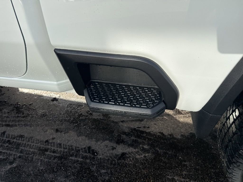 New 2026 Chevrolet Silverado 2500 LT image 15