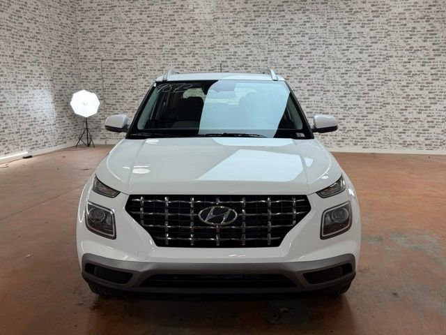New 2026 Hyundai Venue SEL image 2