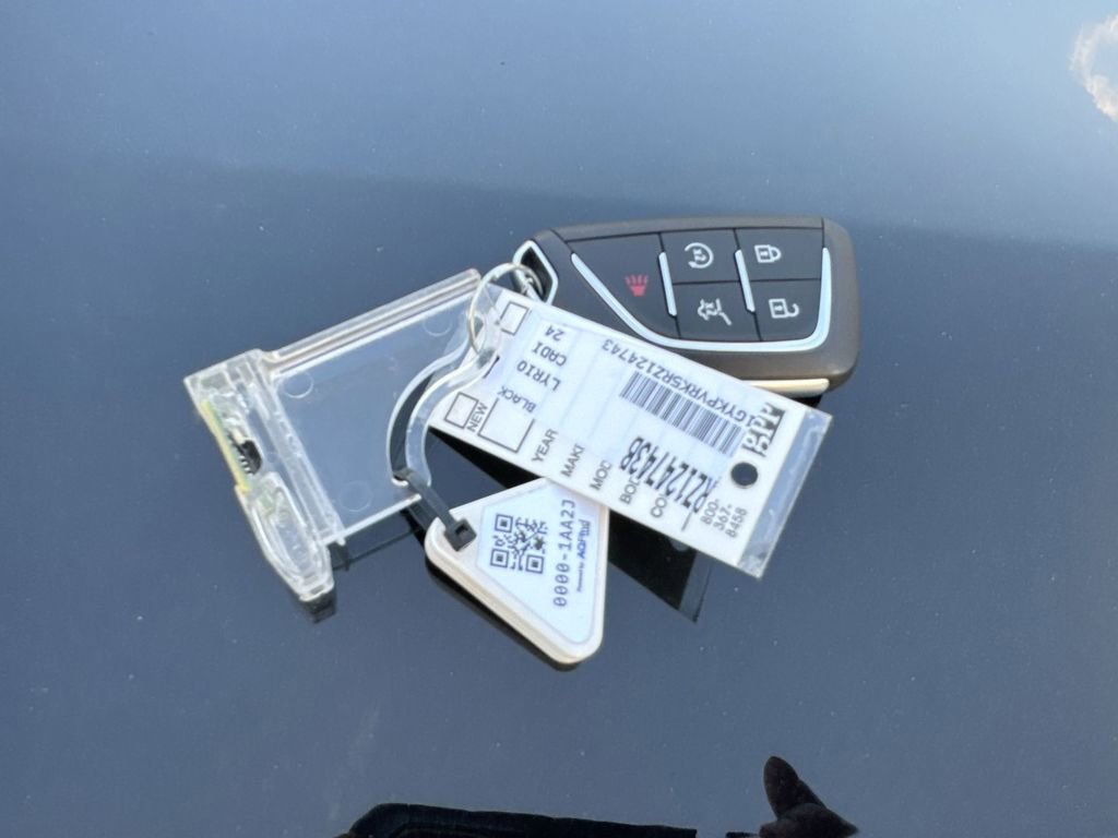 Used 2024 Cadillac Lyriq Sport image 36