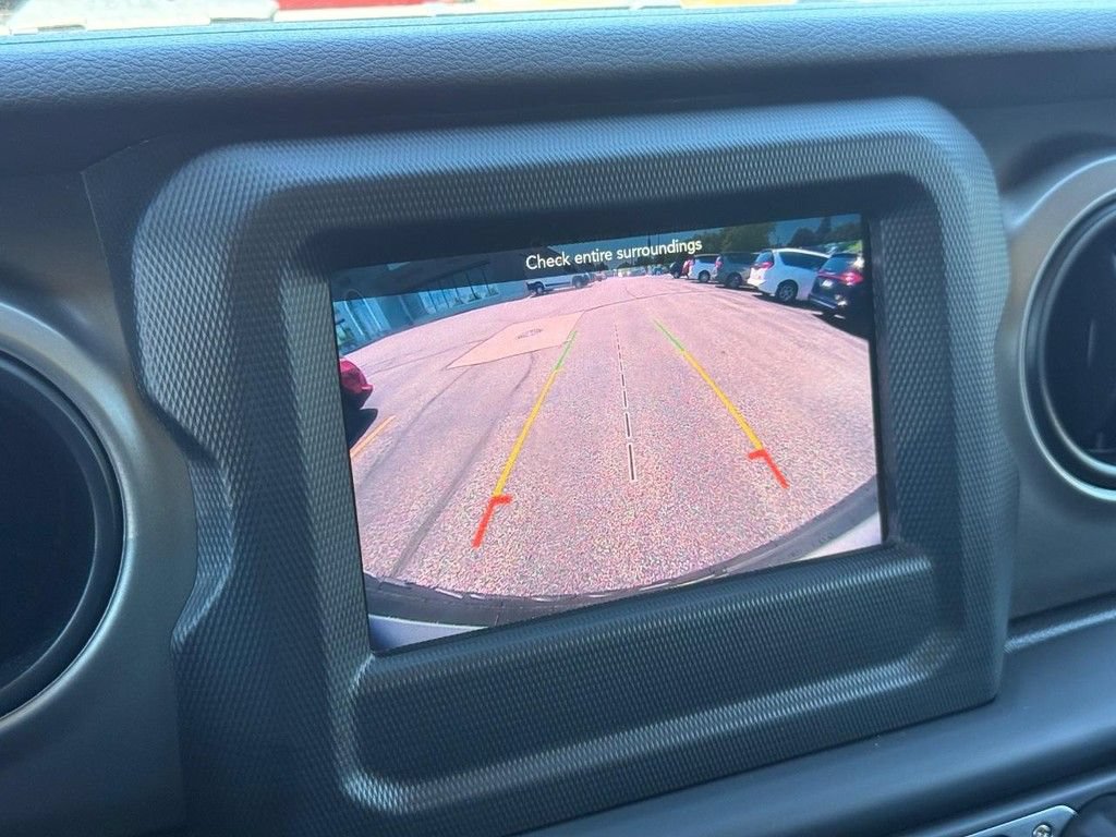 Used 2019 Jeep Wrangler Unlimited Sport S AWD/4WD image 17