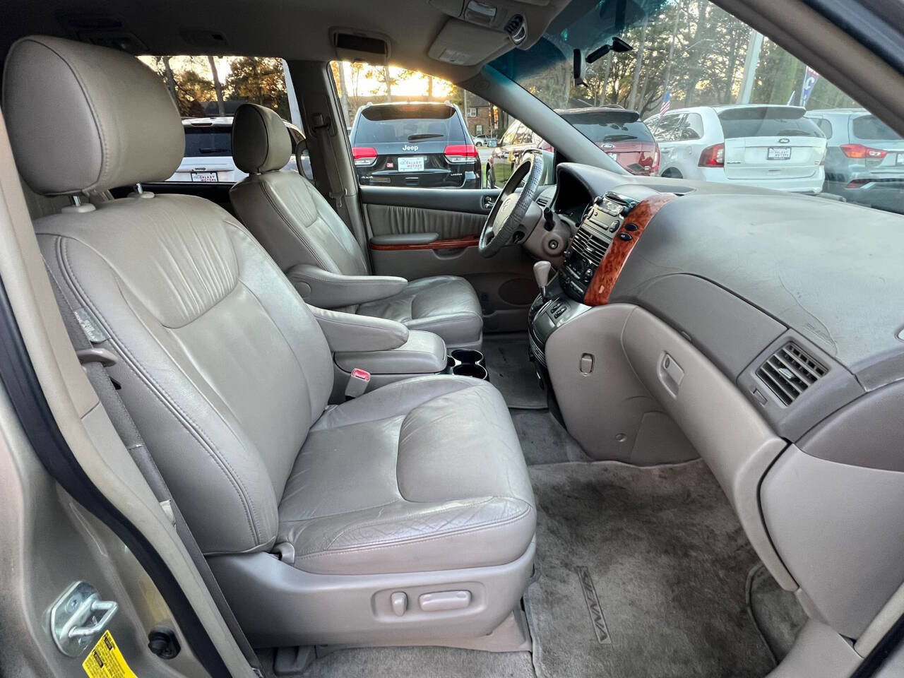 Used 2008 Toyota Sienna image 12