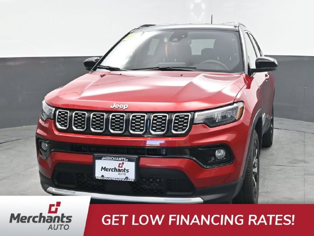 Used 2025 Jeep Compass Limited AWD/4WD image 2