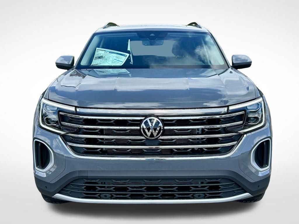 New 2026 Volkswagen Atlas SE FWD image 2