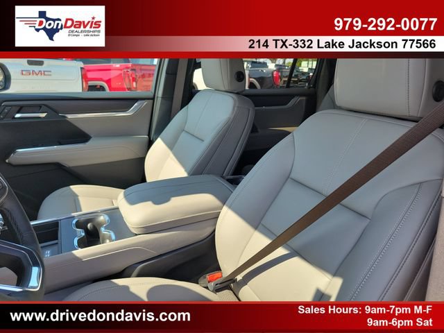 New 2027 GMC Acadia Elevation w/ Black Edition FWD image 15