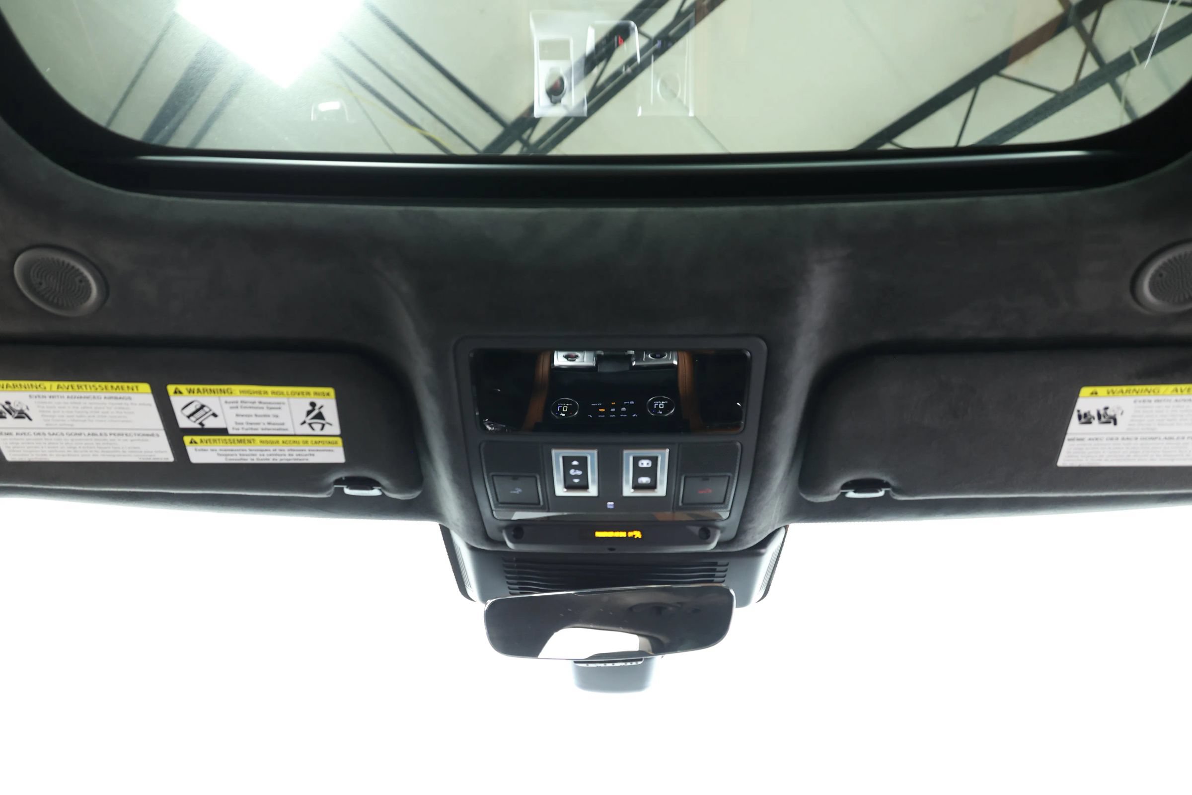 Used 2022 Jaguar F-PACE SVR AWD/4WD image 46