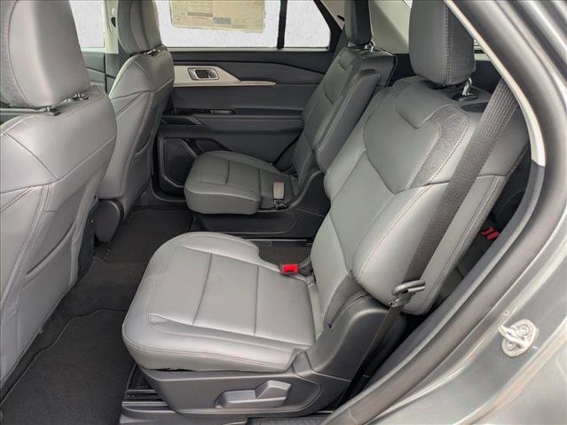 New 2026 Ford Explorer Active w/ Active Comfort Package image 15