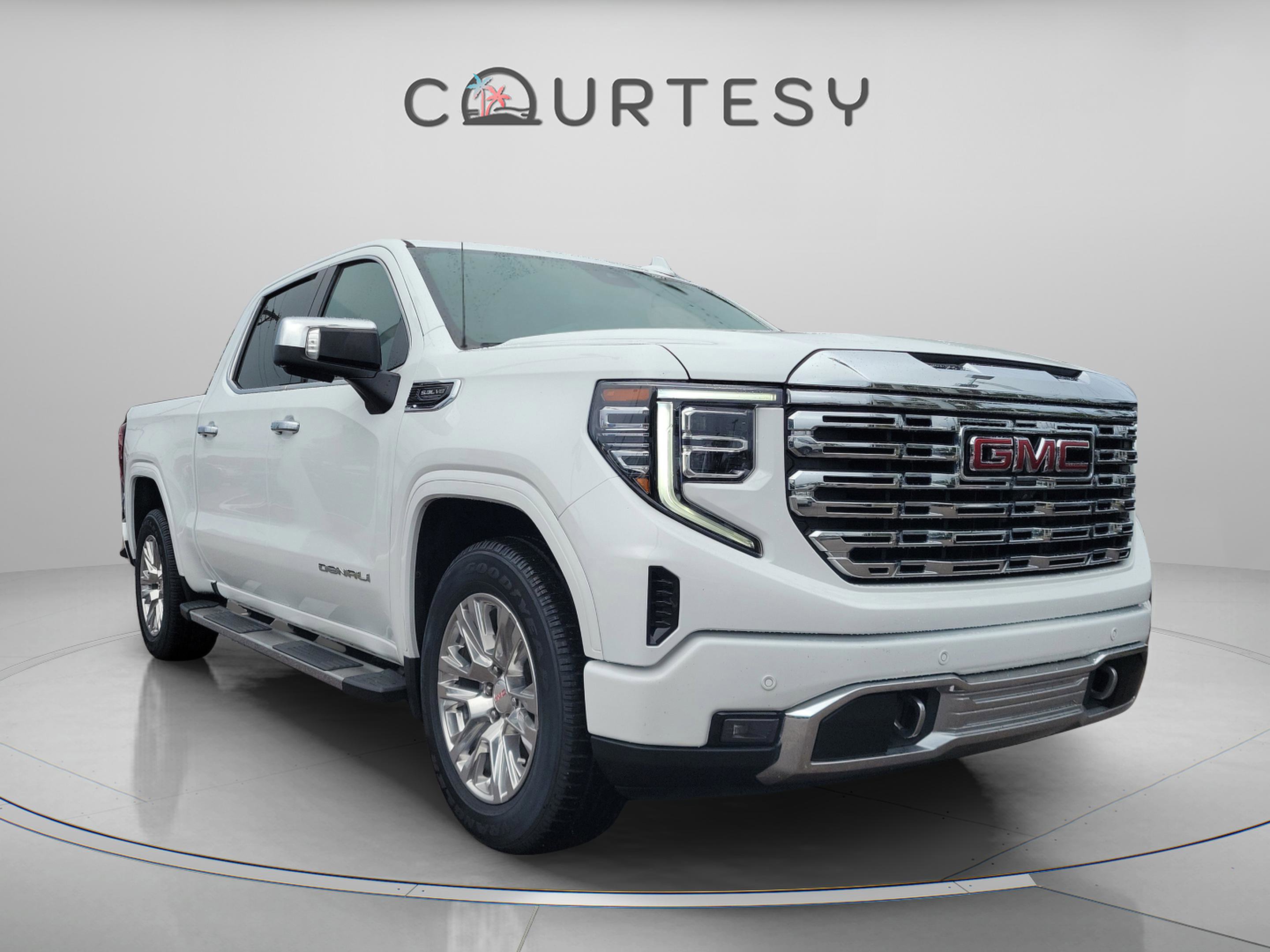 Used 2022 GMC Sierra 1500 Denali image 6