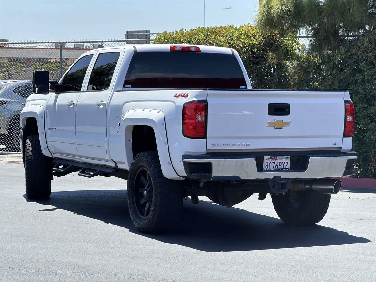 Used 2019 Chevrolet Silverado 2500 LT AWD/4WD image 5