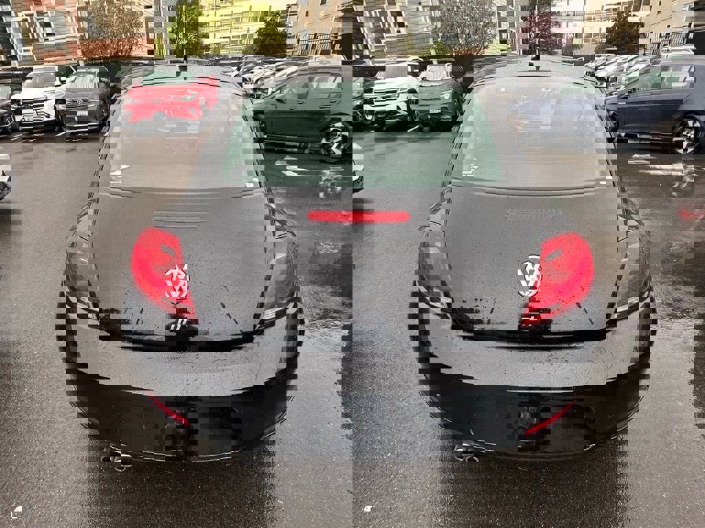 Used 2014 Volkswagen Beetle TDI image 6