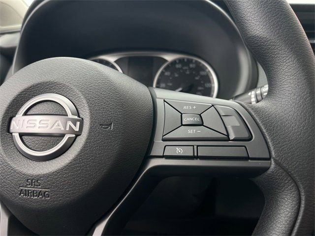 New 2025 Nissan Kicks Play S image 13