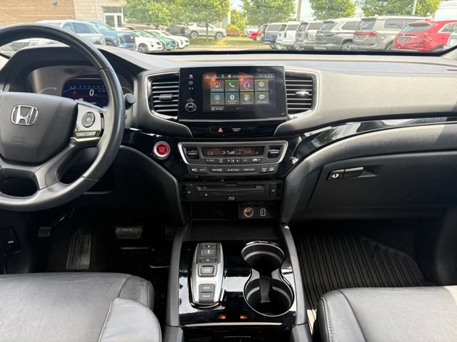 Used 2022 Honda Pilot Touring image 23