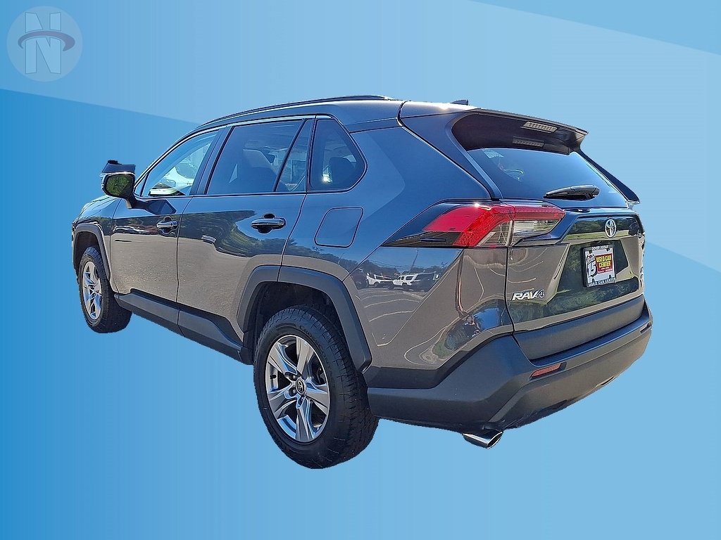 Used 2022 Toyota RAV4 XLE w/ Convenience Package AWD/4WD image 11