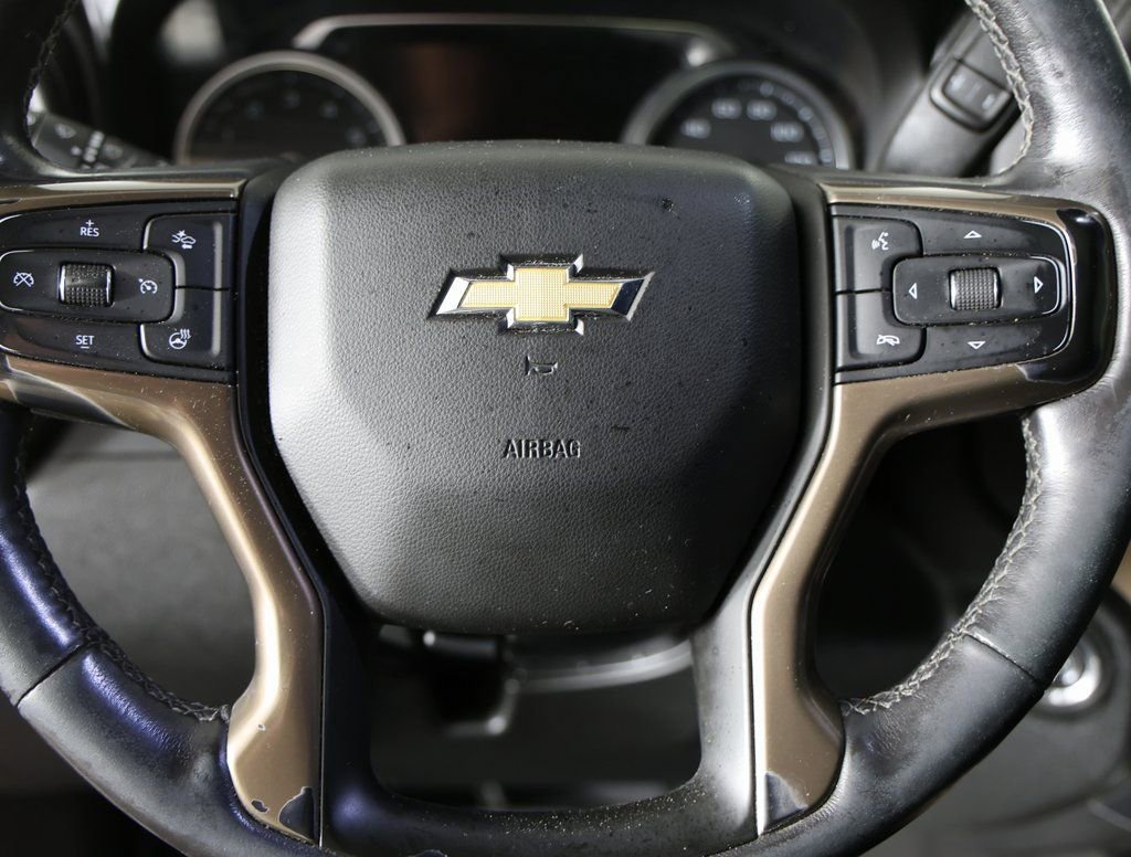 Used 2020 Chevrolet Silverado 1500 High Country w/ Technology Package image 14