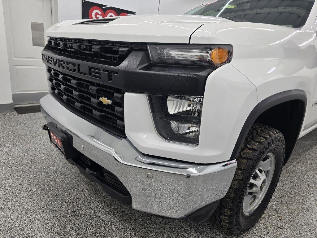 Used 2023 Chevrolet Silverado 2500 W/T w/ WT Safety Package AWD/4WD image 11