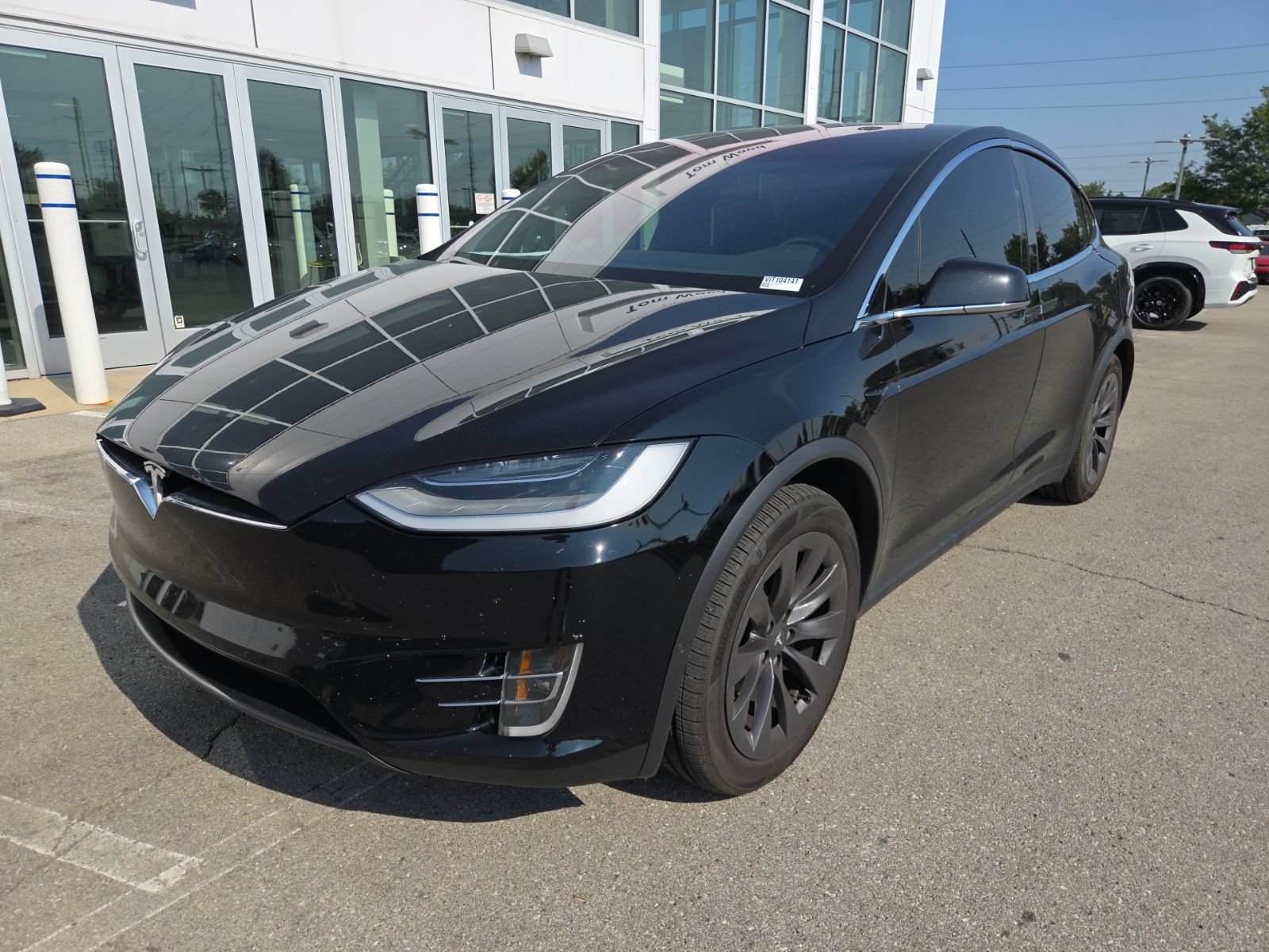 Used 2018 Tesla Model X 75D AWD/4WD image 14