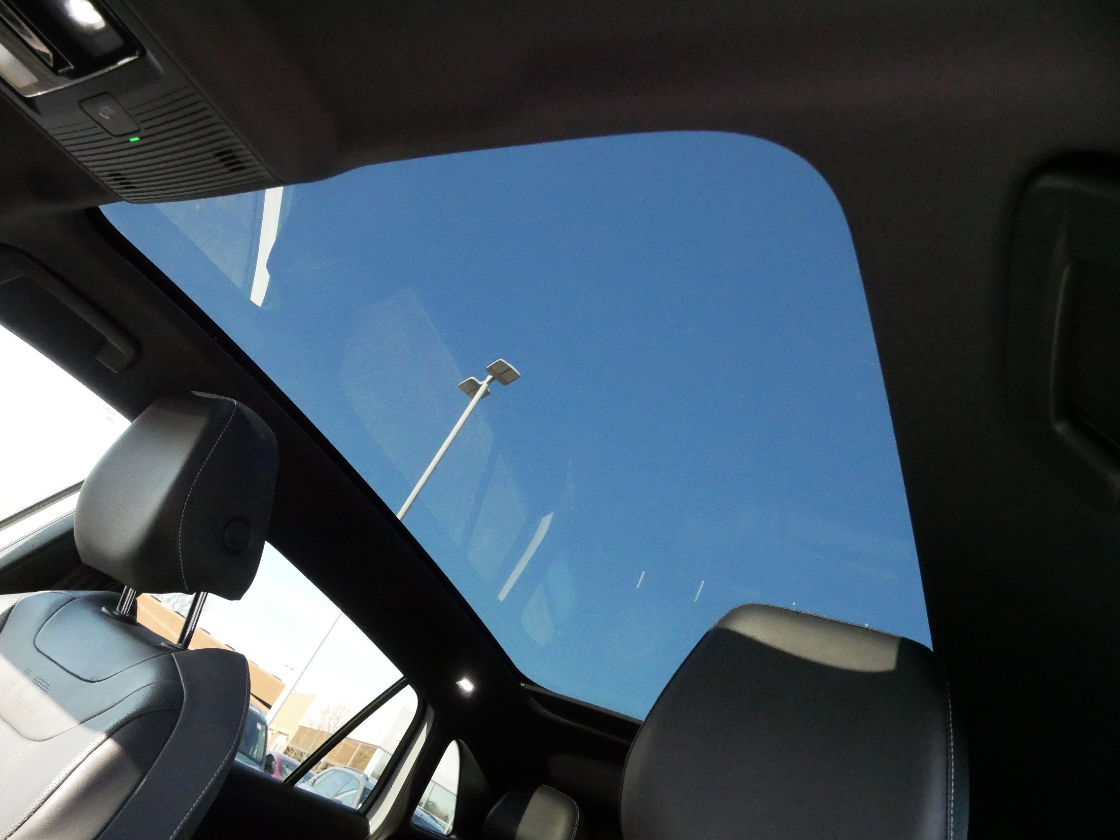 Certified 2023 Volkswagen ID.4 Pro S image 30