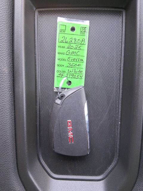 Used 2025 GMC Sierra 3500 SLE AWD/4WD image 19