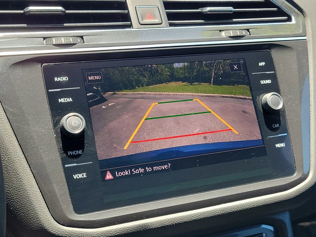 Used 2018 Volkswagen Tiguan SE FWD image 23