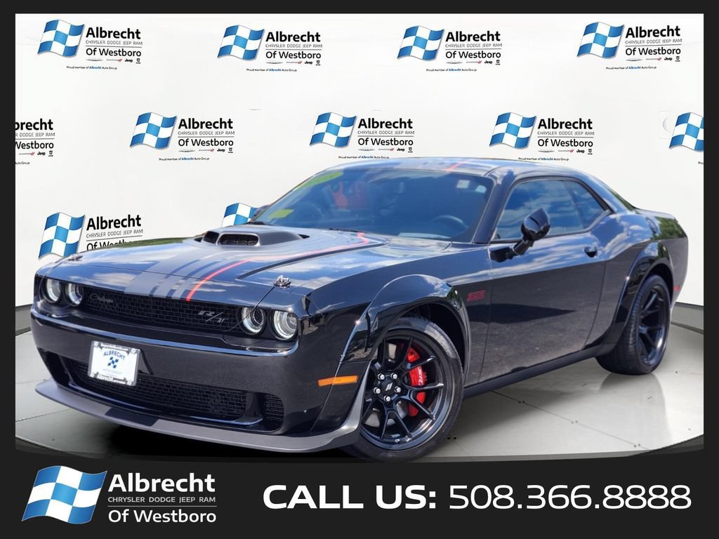 Used 2023 Dodge Challenger R/T Scat Pack RWD image 1