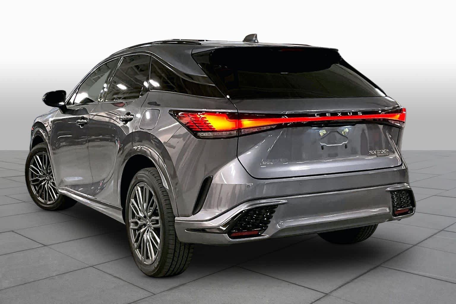 Used 2023 Lexus RX 500h F Sport w/ Cold Area Package AWD/4WD image 11