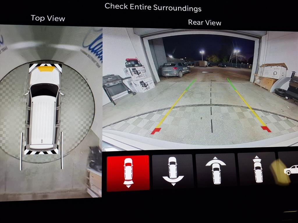 Used 2022 Jeep Grand Wagoneer Series III w/ Rear Seat Video Group 1 image 10