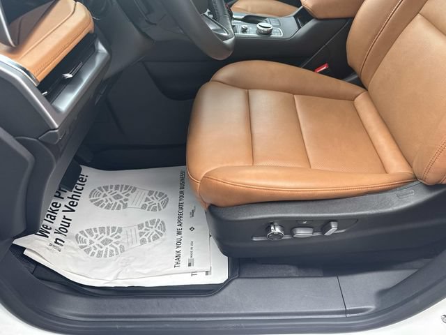 Certified 2024 Cadillac XT4 Premium Luxury AWD/4WD image 47