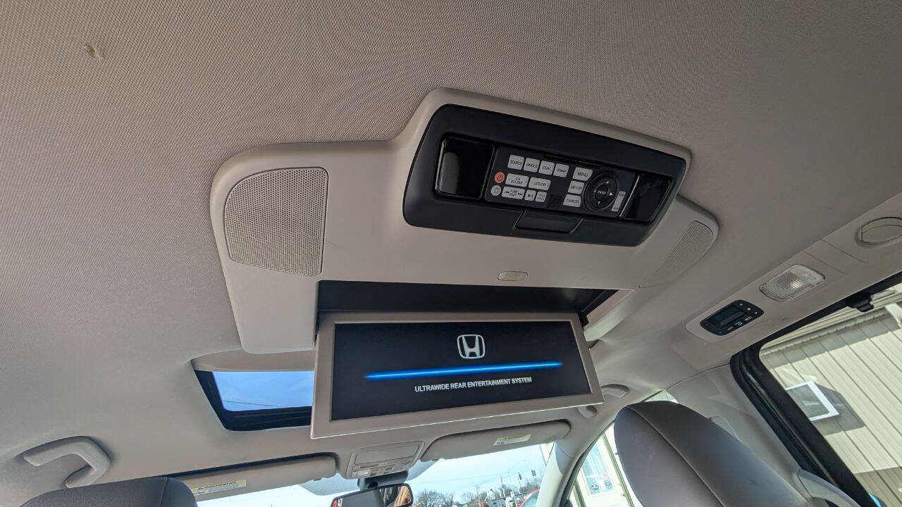 Used 2016 Honda Odyssey Touring Elite image 20