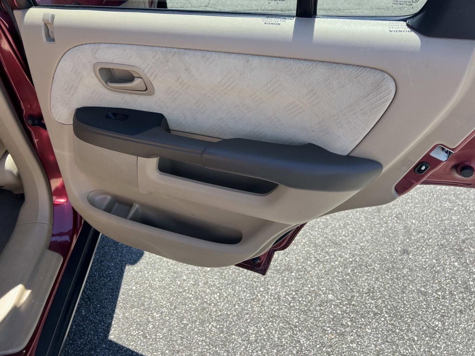 Used 2006 Honda CR-V EX image 16