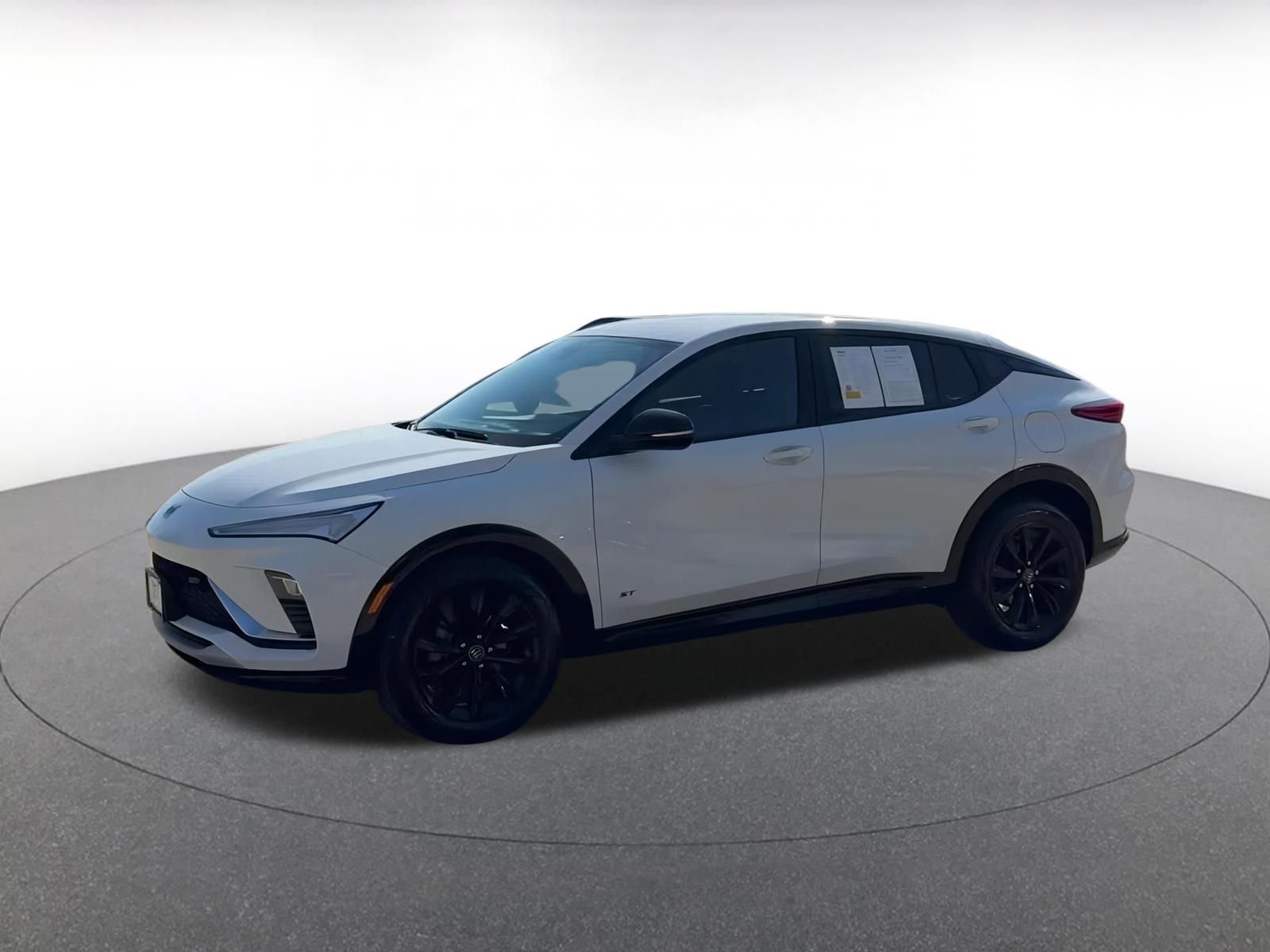 Used 2025 Buick Envista Sport Touring image 8