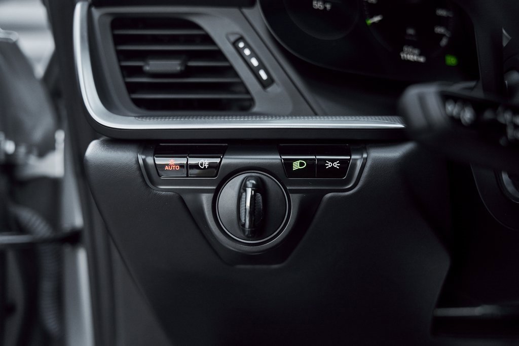 Used 2021 Porsche 911 Turbo S image 41