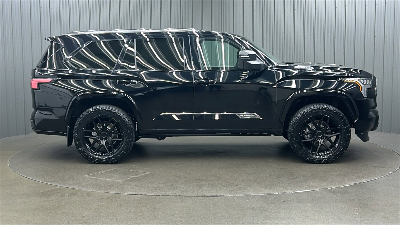 Used 2025 Toyota Sequoia Limited image 6