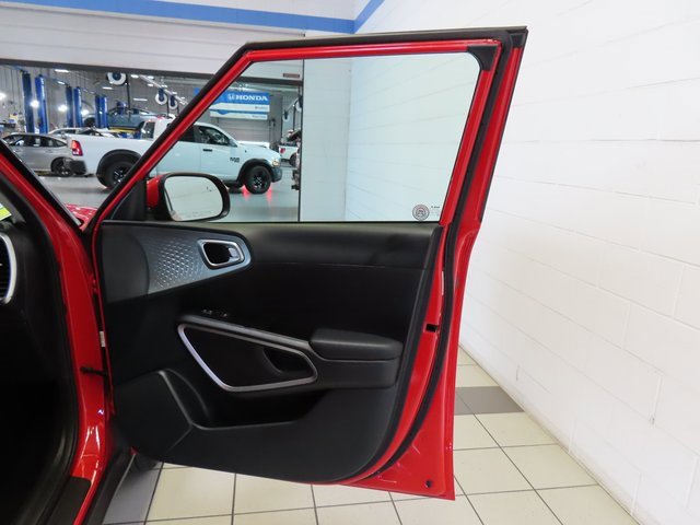 Used 2024 Kia Soul LX w/ Option Group 015 image 22