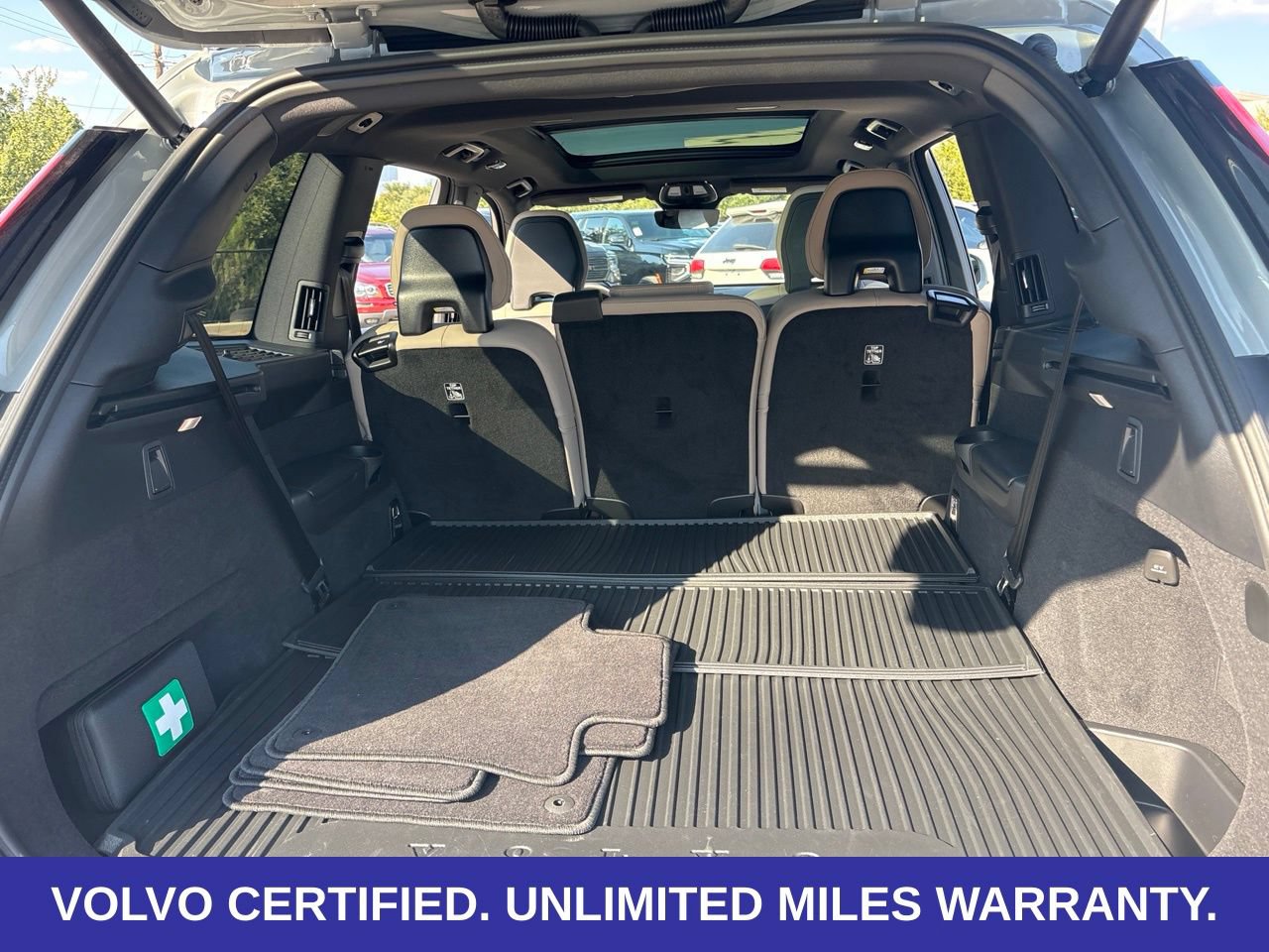 Certified 2026 Volvo XC90 B6 Plus w/ Protection Package Premier AWD/4WD image 10