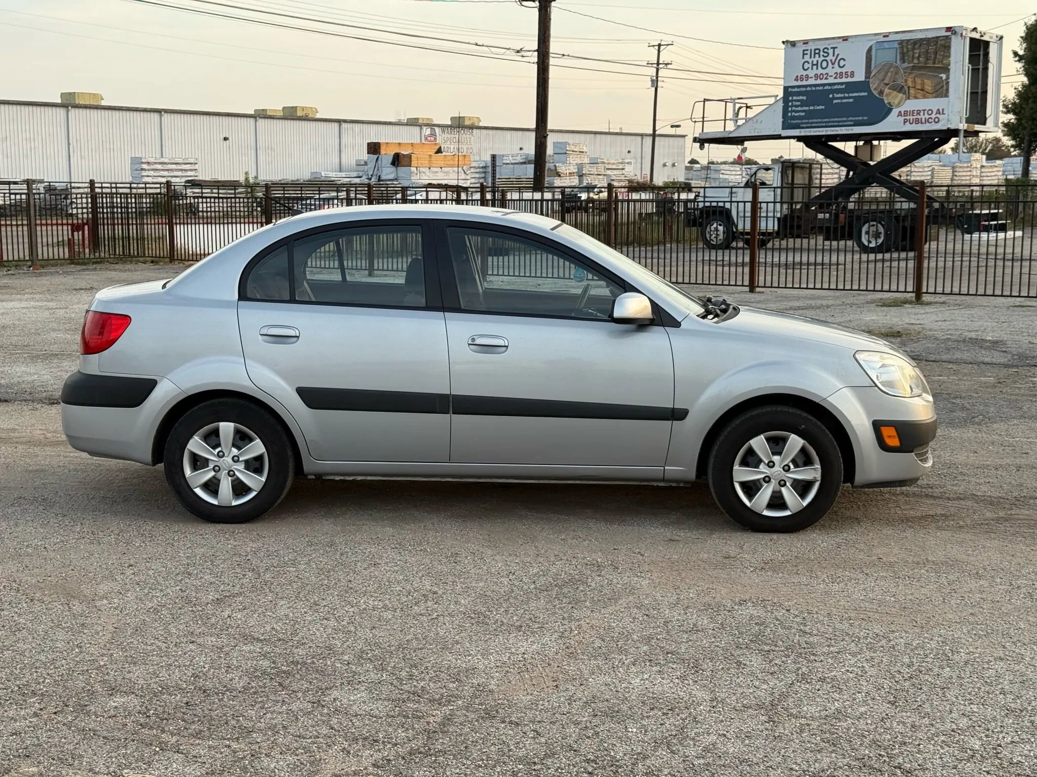 Used 2008 Kia Rio LX image 4